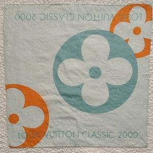 Louis Vuitton cotton scarf.